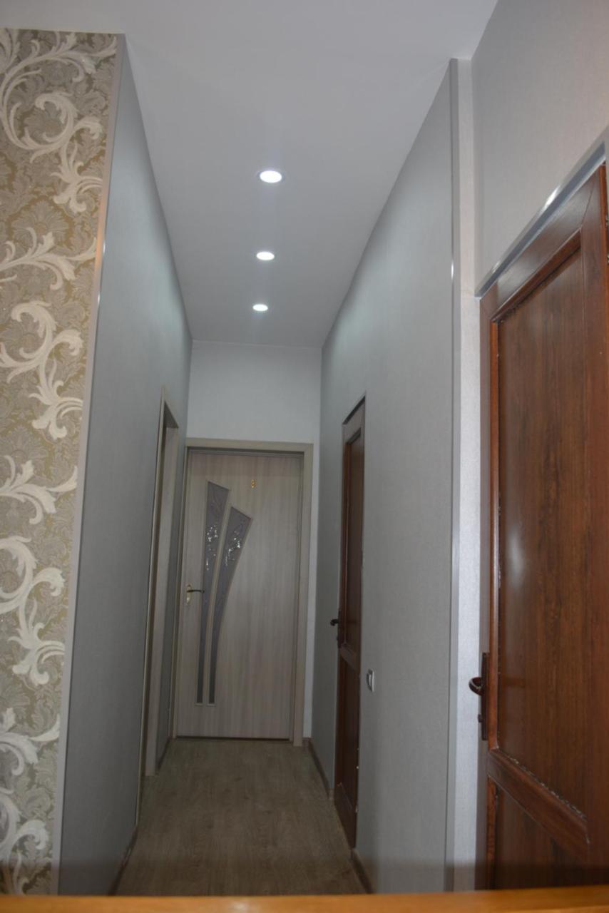 Hotel Golden Way Tiflis Exterior foto