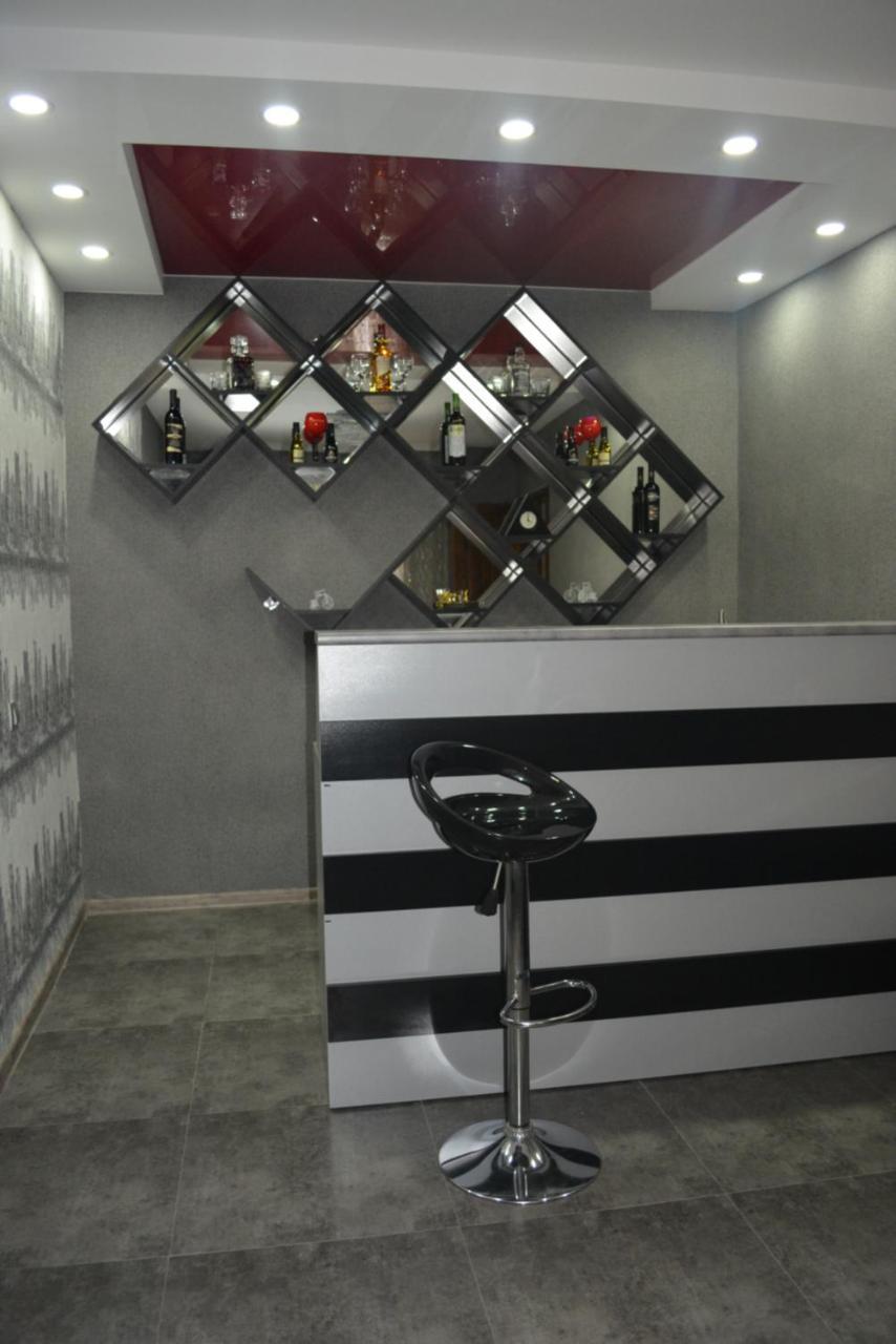 Hotel Golden Way Tiflis Exterior foto